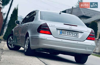 Седан Mercedes-Benz E-Class 2004 в Нижній Апші