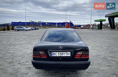 Седан Mercedes-Benz E-Class 2001 в Стрые