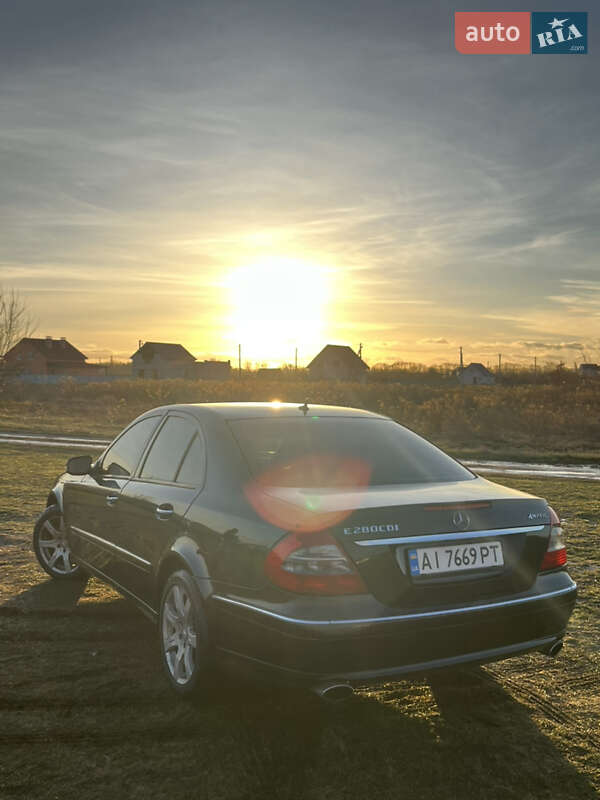 Седан Mercedes-Benz E-Class 2008 в Киеве фото 2 Седан Mercedes-Benz E-Class 2008 в Киеве