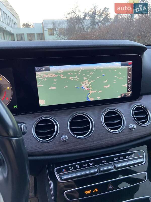 Седан Mercedes-Benz E-Class 2019 в Киеве