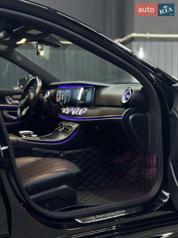 Седан Mercedes-Benz E-Class 2019 в Киеве