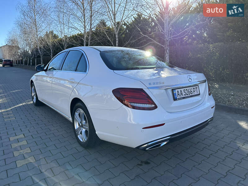 Седан Mercedes-Benz E-Class 2017 в Одесі
