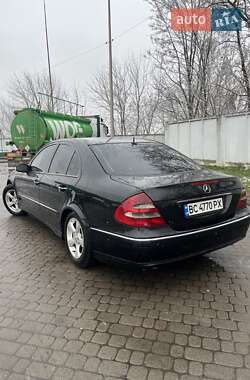 Седан Mercedes-Benz E-Class 2003 в Мостиській