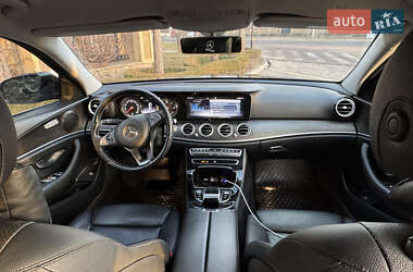 Универсал Mercedes-Benz E-Class 2017 в 