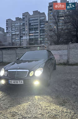 Седан Mercedes-Benz E-Class 2006 в 