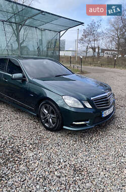 Седан Mercedes-Benz E-Class 2010 в Первомайську