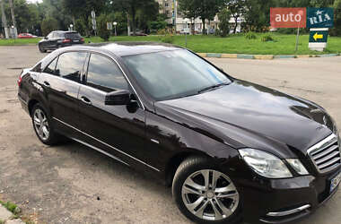 Седан Mercedes-Benz E-Class 2011 в Львові