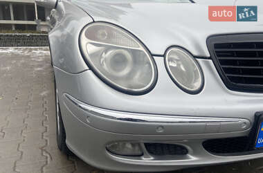 Седан Mercedes-Benz E-Class 2004 в Львове