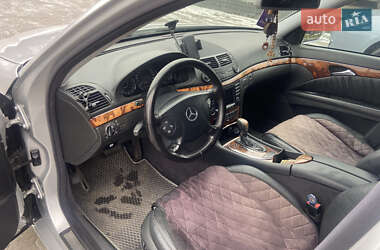 Седан Mercedes-Benz E-Class 2004 в Львове