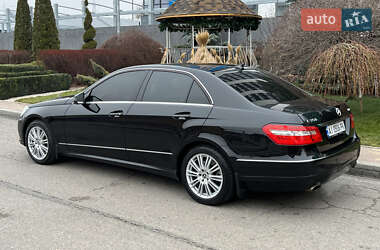 Седан Mercedes-Benz E-Class 2011 в Киеве