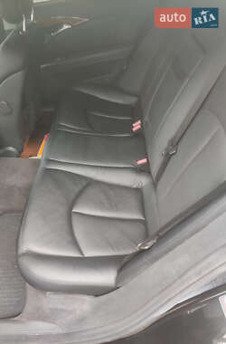 Седан Mercedes-Benz E-Class 2002 в 