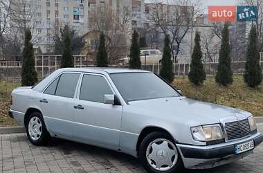 Седан Mercedes-Benz E-Class 1985 в Дрогобичі