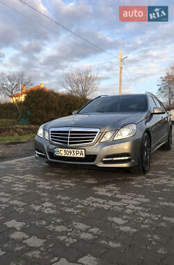 Універсал Mercedes-Benz E-Class 2011 в Городку