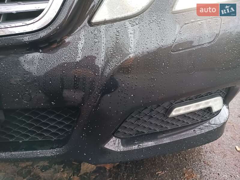 Седан Mercedes-Benz E-Class 2009 в Киеве