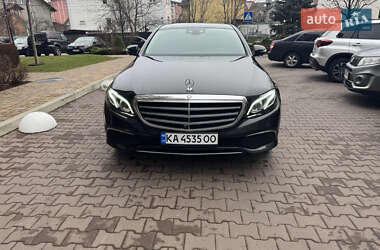 Седан Mercedes-Benz E-Class 2016 в Києві