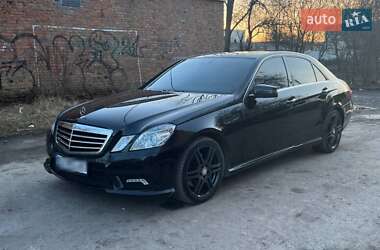 Седан Mercedes-Benz E-Class 2010 в Софіївській Борщагівці