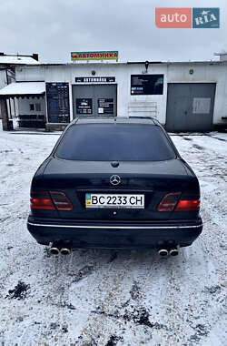 Седан Mercedes-Benz E-Class 1996 в Львове