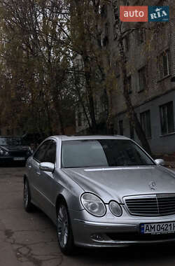 Седан Mercedes-Benz E-Class 2002 в Борисполі