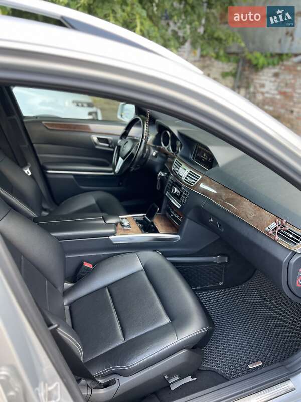 Универсал Mercedes-Benz E-Class 2013 в Хмельницком