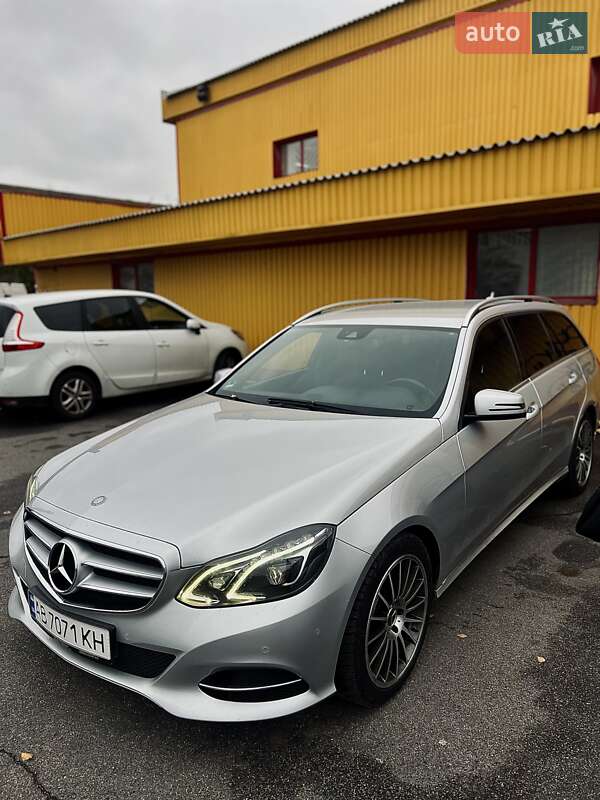 Универсал Mercedes-Benz E-Class 2013 в Хмельницком