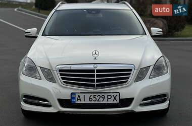 Універсал Mercedes-Benz E-Class 2011 в Києві