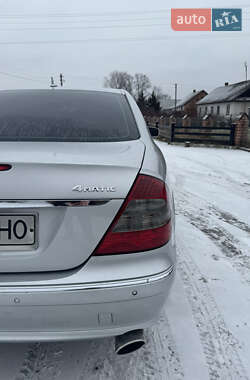 Седан Mercedes-Benz E-Class 2007 в Сарнах