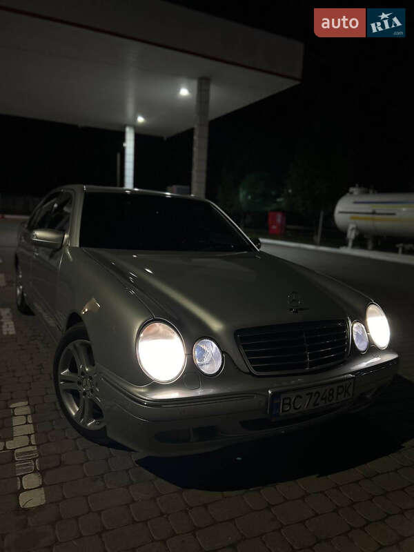 Седан Mercedes-Benz E-Class 2001 в Сокалі