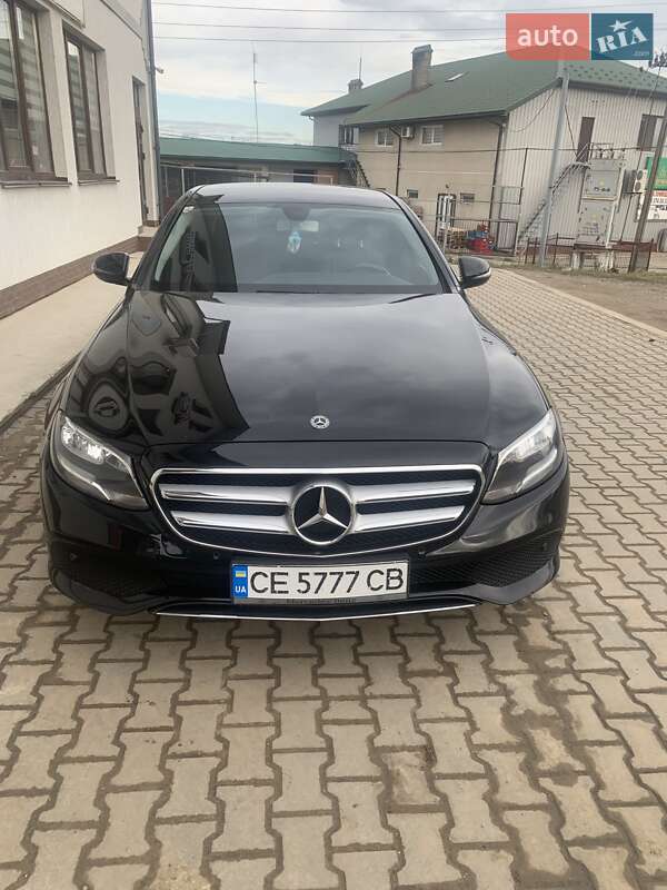 Седан Mercedes-Benz E-Class 2018 в Черновцах