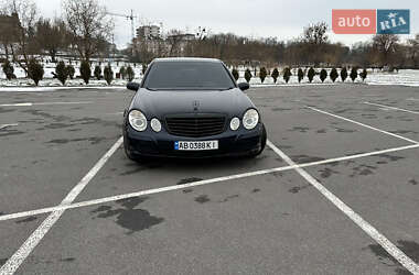 Седан Mercedes-Benz E-Class 2003 в Хмільнику