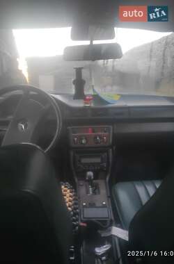 Седан Mercedes-Benz E-Class 1986 в Белгороде-Днестровском