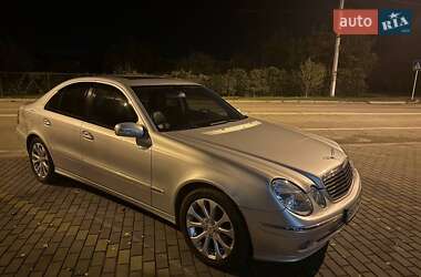 Седан Mercedes-Benz E-Class 2006 в Ізмаїлі