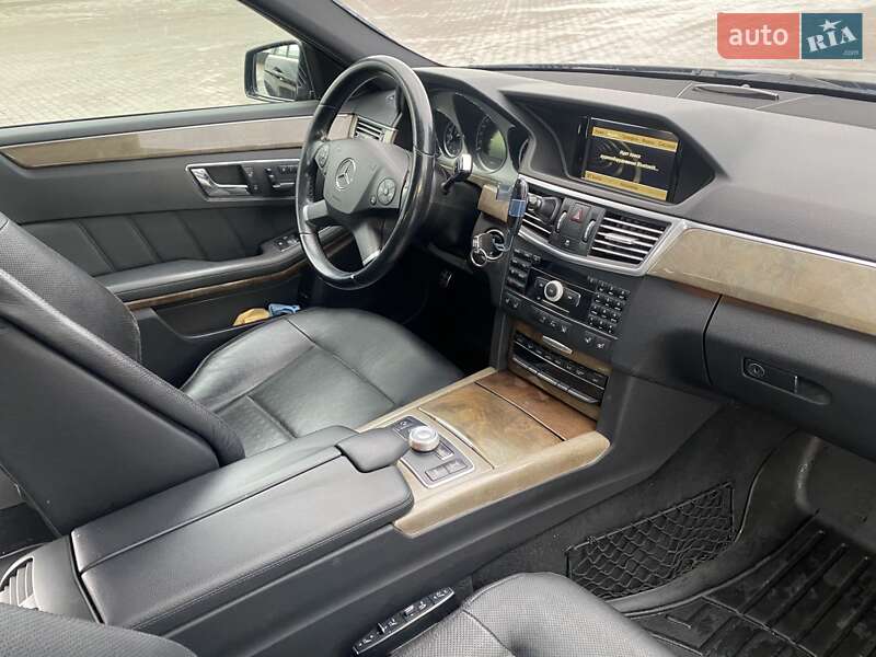 Универсал Mercedes-Benz E-Class 2010 в Городенке