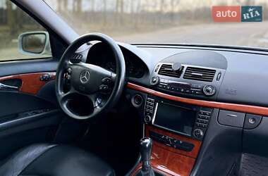 Седан Mercedes-Benz E-Class 2008 в Киеве