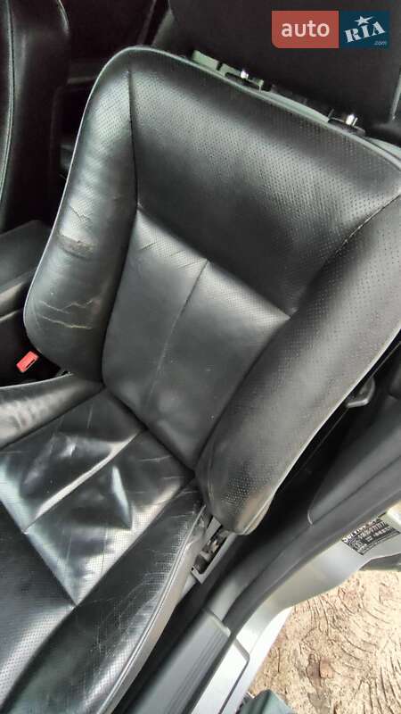 Седан Mercedes-Benz E-Class 2000 в Черкассах