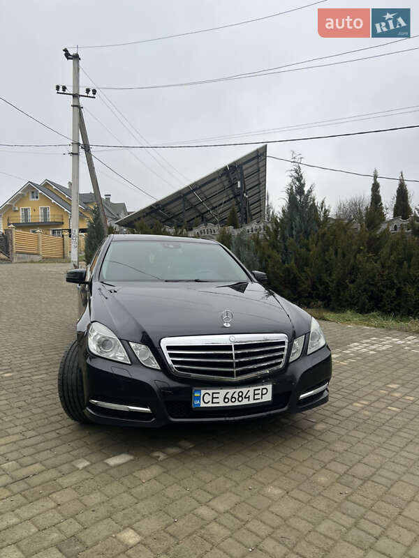 Седан Mercedes-Benz E-Class 2010 в Черновцах