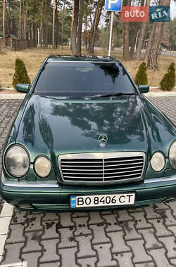 Седан Mercedes-Benz E-Class 1997 в Кілках