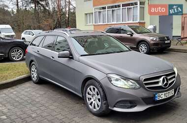 Універсал Mercedes-Benz E-Class 2013 в Новояворівську