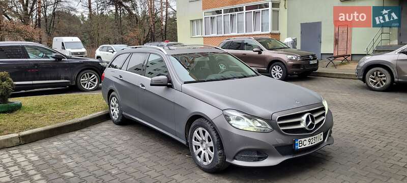 Универсал Mercedes-Benz E-Class 2013 в Новояворовске
