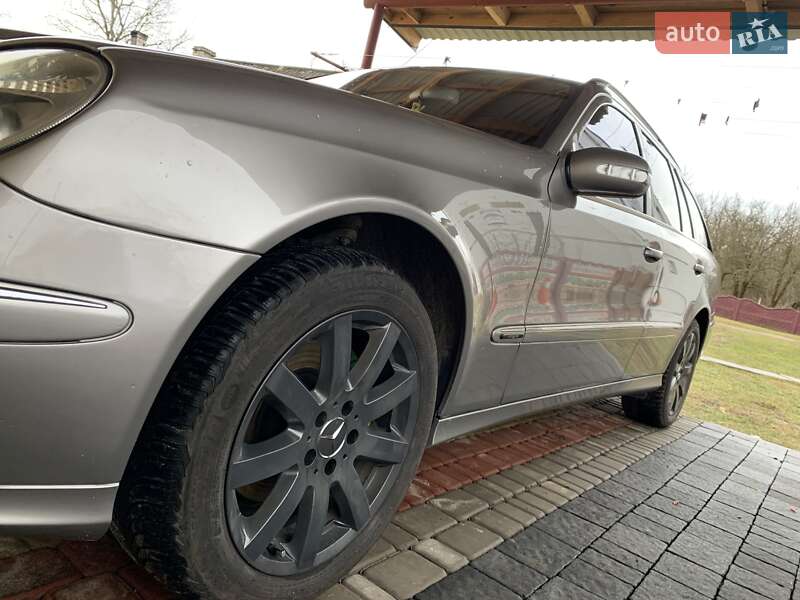 Універсал Mercedes-Benz E-Class 2003 в Яворові