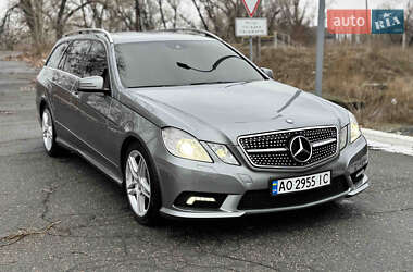 Універсал Mercedes-Benz E-Class 2011 в Києві