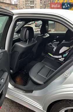 Седан Mercedes-Benz E-Class 2013 в 
