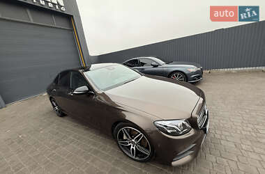 Седан Mercedes-Benz E-Class 2017 в 