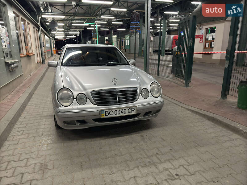 Седан Mercedes-Benz E-Class 2001 в Дрогобичі