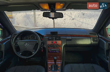 Седан Mercedes-Benz E-Class 1996 в Хмельницком