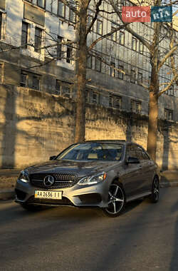 Седан Mercedes-Benz E-Class 2014 в Николаеве