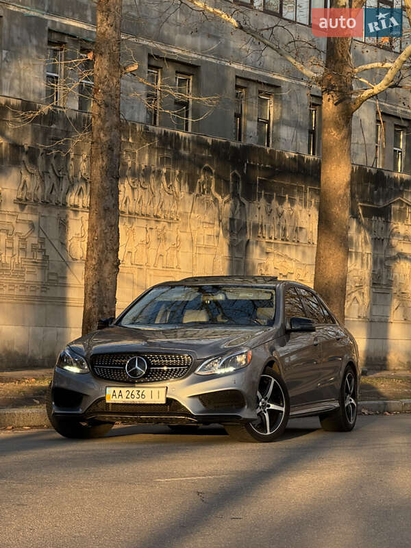 Седан Mercedes-Benz E-Class 2014 в Николаеве