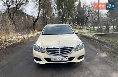 Седан Mercedes-Benz E-Class 2015 в Львове