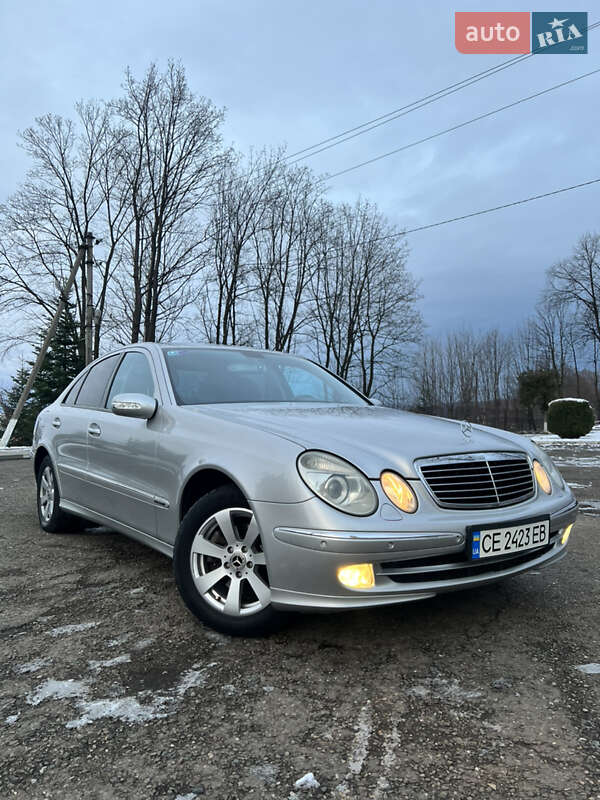 Седан Mercedes-Benz E-Class 2003 в Вижниці