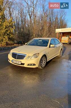 Седан Mercedes-Benz E-Class 2010 в Богодухіву