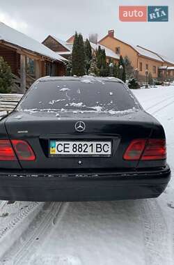 Седан Mercedes-Benz E-Class 1998 в Чернівцях